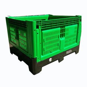 Laikykite didelį plastikinį indą su dangčiu